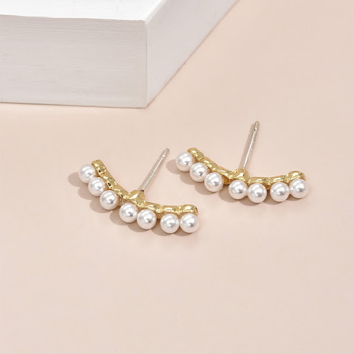 Title 4, Personalized Womens Simple Pearl Earrings, cla...
