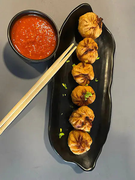 Mushroom Crispy Momo [6 Pieces]