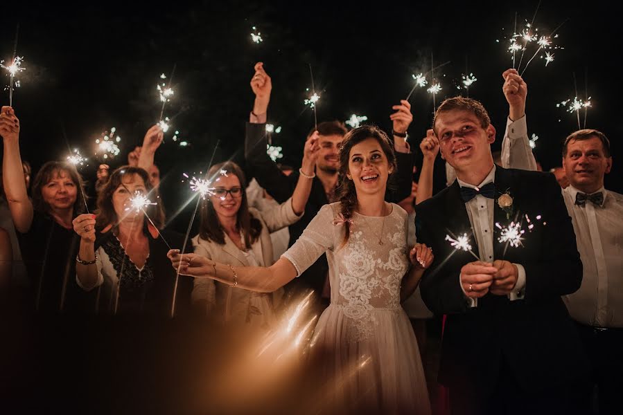 Fotógrafo de casamento Maksymilian Michalik (michalikstudio). Foto de 6 de agosto 2019