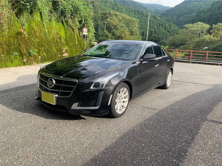 CTS セダンのキャデラックCTS・キャデラック・アメ車に関するカスタム事例の投稿画像1枚目