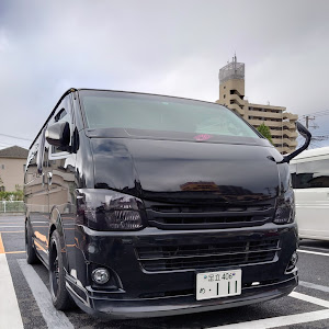 ハイエースバン TRH200V