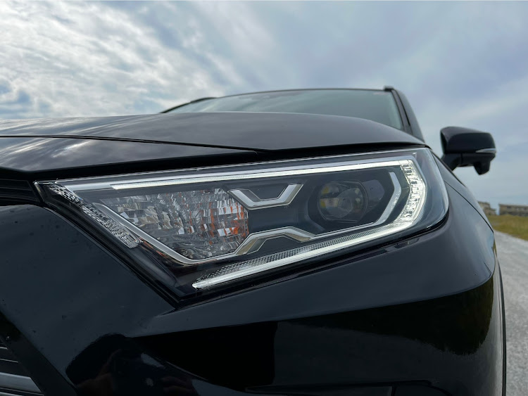 86のRAV4・RAV4HYBRID・AXAH54・代車生活・海に関するカスタム事例の投稿画像3枚目