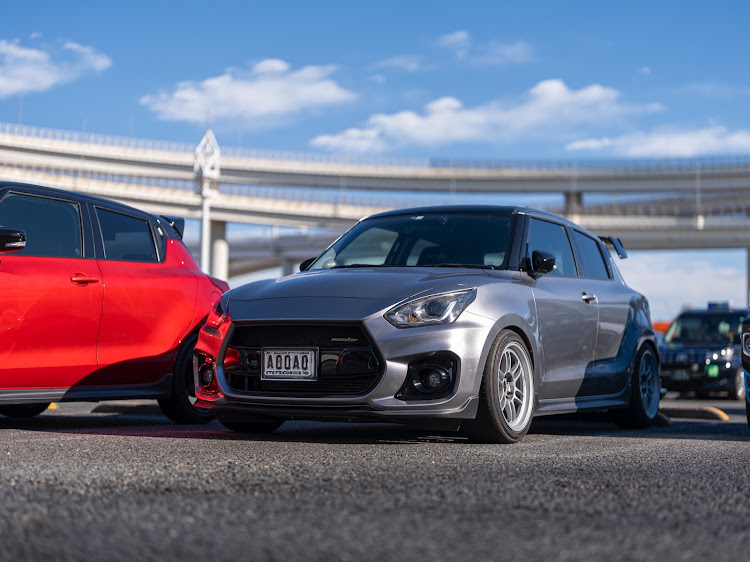 スイフトスポーツの夜景と愛車・朝日と愛車に関するカスタム事例の投稿画像27枚目