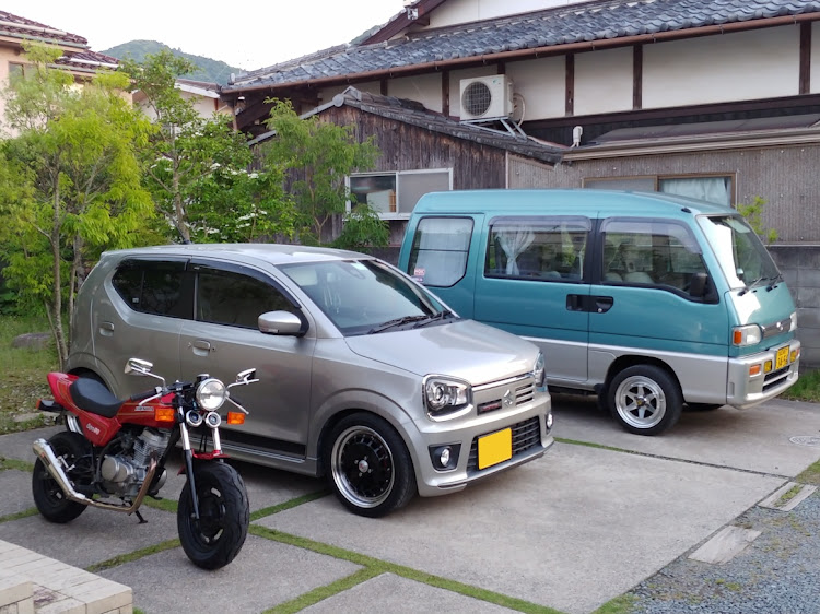 アルトワークスの洗車・アルトワークスha36s・ドライブ・梅雨の中休みに関するカスタム事例の投稿画像1枚目