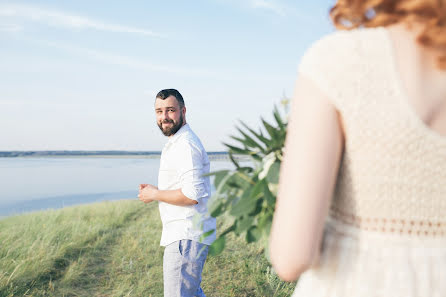 Fotógrafo de casamento Anton Kuznetsov (akuznetsov). Foto de 31 de outubro 2016