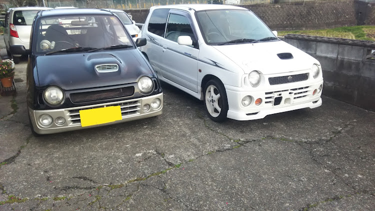アルトワークスの納車から現在までの愛車・レッドメモリー・ha11s・福岡愉快な仲間たちに関するカスタム事例の投稿画像1枚目