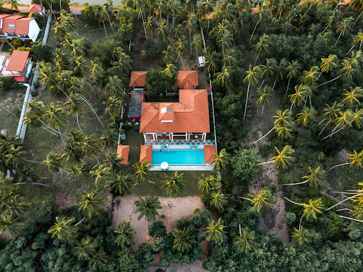 Buy this luxury villa in Gammaduwa (Sri Lanka)
