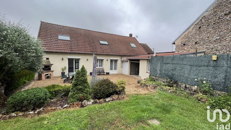 Vente maison 7 pièces 190 m² à Villeneuve-sur-Bellot (77510), 291 000 €