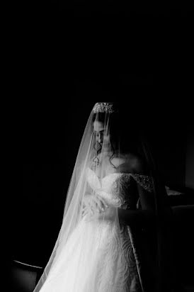 結婚式の写真家Irakli Gamsakhurdia (irakli1988)。2023 1月14日の写真