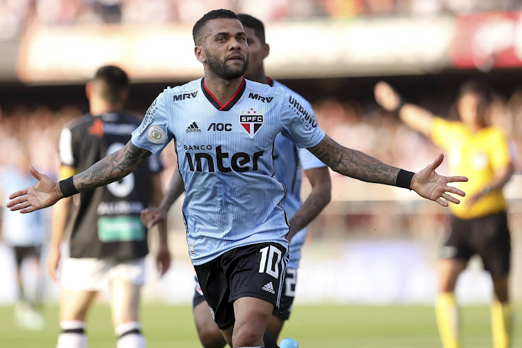 Dani Alves viert 38ste verjaardag