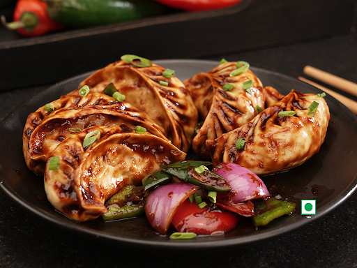 Veg Hot Garlic Chilli Momo