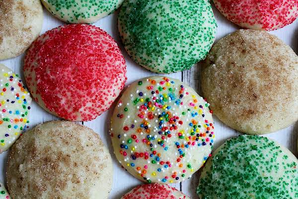 Mom-Mom Bessie's Sour Cream Cookies_image