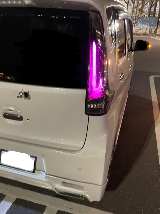 デイズハイウェイスターのインナーブラック・殻割り・HID・LED