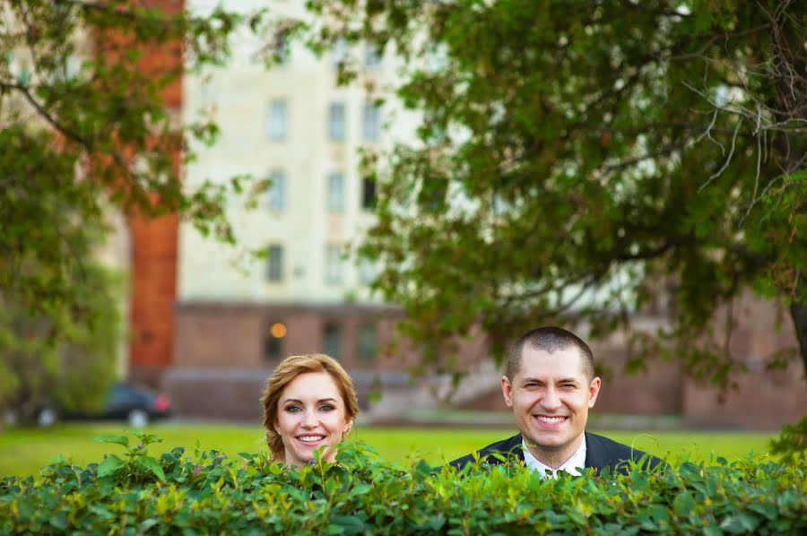 Fotógrafo de casamento Vladimir Sagalo (sagalo). Foto de 7 de fevereiro 2014