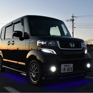 Nボックス モデューロ X