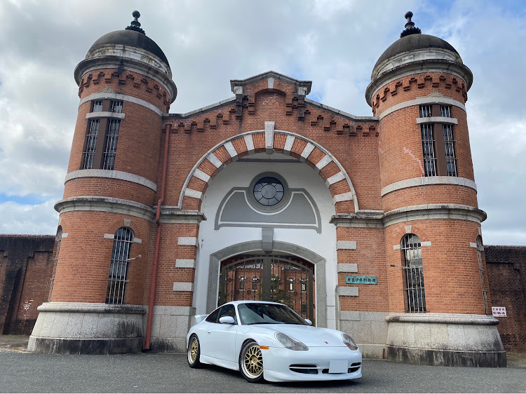 911 クーペのポルシェ911カレラ・ポルシェ996・ポルシェ911・奈良少年刑務所跡地・毎日それでも当たり前に来る🚘に関するカスタム事例の投稿画像1枚目