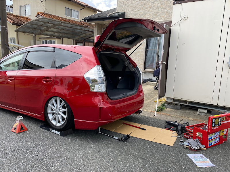 プリウスαのプリウスα・寒冷地仕様・車高調・キャンバープレート3度 