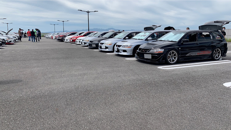 ロードスターの朝焼けと愛車・おはあり行ったよ・おはよう有明・インプレッサ・ランエボに関するカスタム事例の投稿画像3枚目