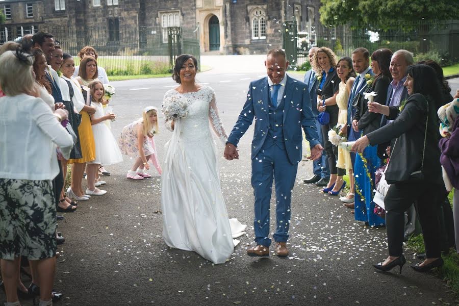 Huwelijksfotograaf Tony Hailstone (tonyhailstoneph). Foto van 2 juli 2019