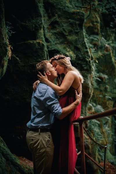 Fotografo di matrimoni Adrian Ervin Michalski (twoperspectives). Foto del 25 giugno 2019