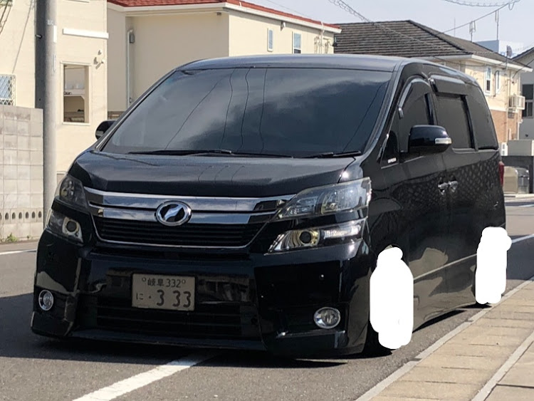ヴェルファイアのDIY・LOW PRECIOUSに関するカスタム事例の投稿画像1枚目