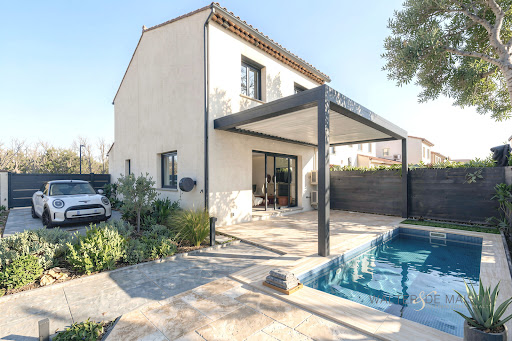 Maison avec jardin et terrasse 1