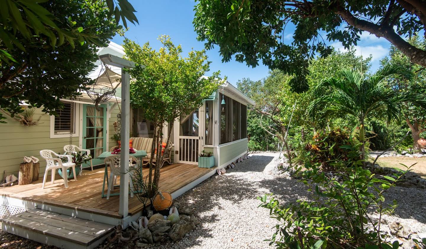 Property with garden Elbow Cay