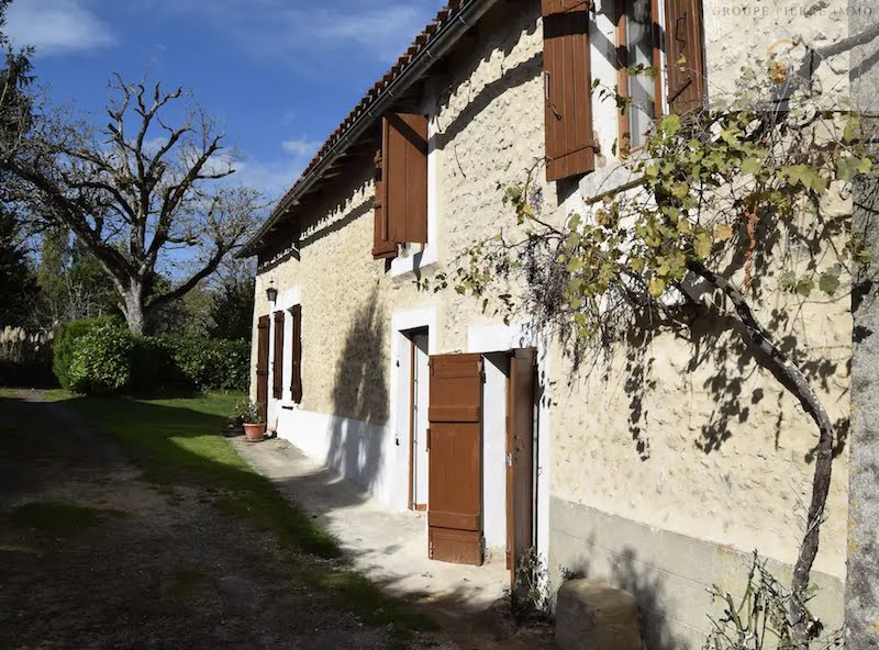 Vente maison 9 pièces 215 m² à Riberac (24600), 399 975 €