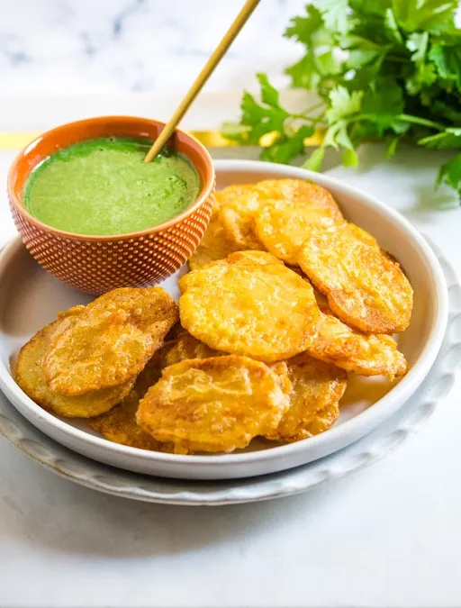 Aloo Pakoda [12 Pieces]