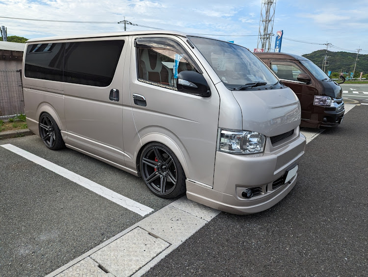 ハイエースバンの9月もよろしくお願いします。・車中泊仕様・道の駅に関するカスタム事例の投稿画像1枚目