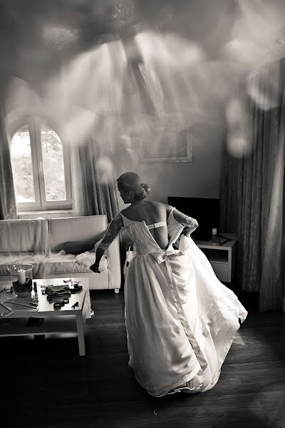 Wedding photographer Olga Andriyash (frida). Photo of 23 October 2023