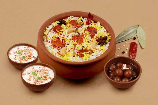 1 KG Chicken Tikka Matka Biryani + FREE Dessert