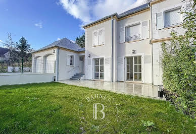 House with garden and terrace 7