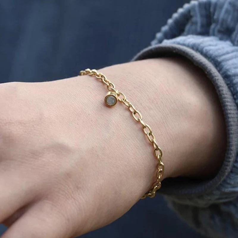 Title 4, Pulseiras Vintage de Moda Europeia e Americana....