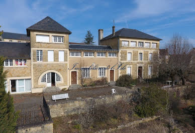 Maison avec jardin et terrasse 11