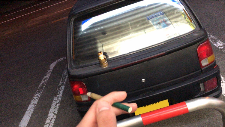 ミラのDIY・ドライブ・マフラー交換に関するカスタム事例の投稿画像4枚目