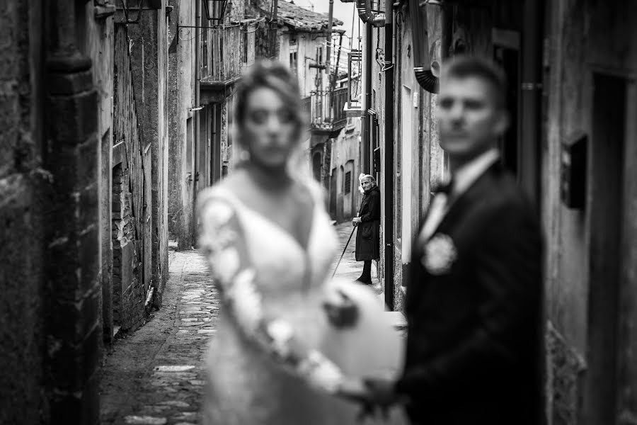 Fotógrafo de bodas Daniele Mangiardi (xflbzzt). Foto del 3 de marzo 2022