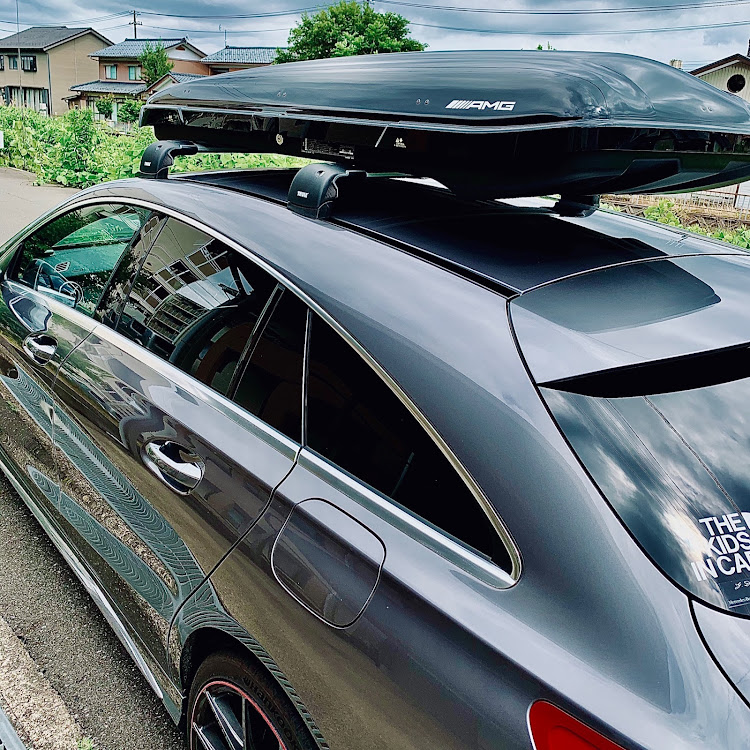 CLAシューティングブレークのウィングバーエッジ・THULE・ルーフボックス・梅雨の晴れ間に関するカスタム事例の投稿画像2枚目