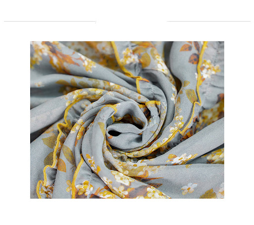 Title 4, Temperament Waist Slimming Silk Print Skirt. En...