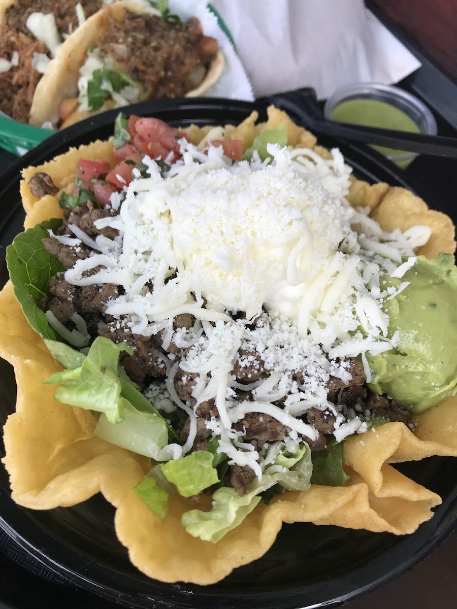 Carne asada salad bowl