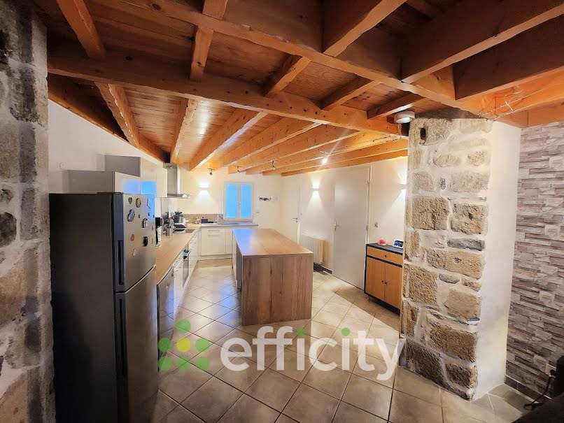 Vente maison 5 pièces 113 m² à Saint-Amant-Tallende (63450), 256 000 €