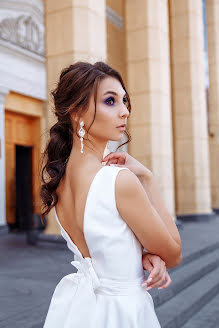 Fotografo di matrimoni Yuliya Eley (eley). Foto del 25 gennaio 2020