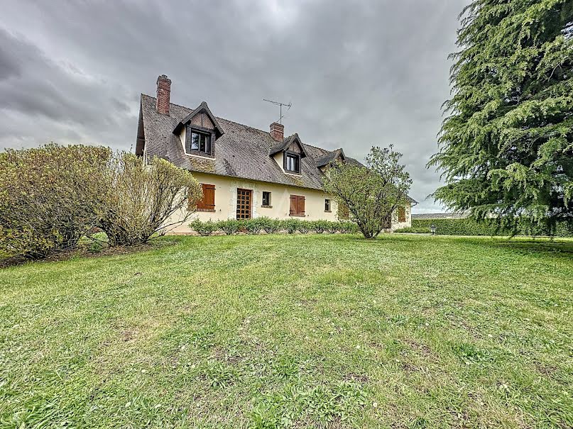 Vente maison 10 pièces 250 m² à Ouzouer-sur-Trézée (45250), 363 500 €