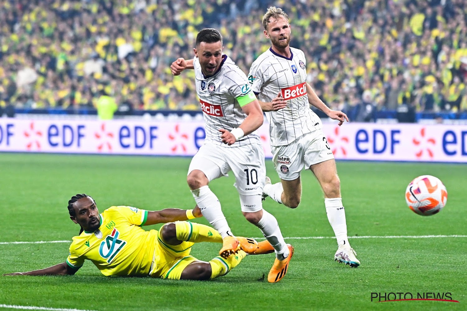 Toulouse remporte la Coupe de France en écrasant Nantes