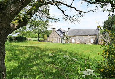 House with terrace 19