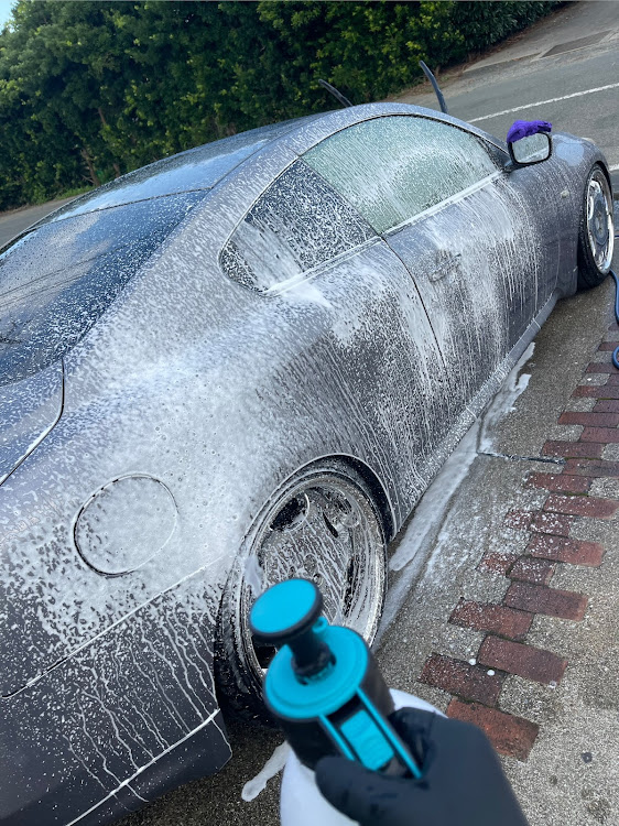 スカイラインクーペの洗車・デントリペア・デントリペアは神に関するカスタム事例の投稿画像5枚目