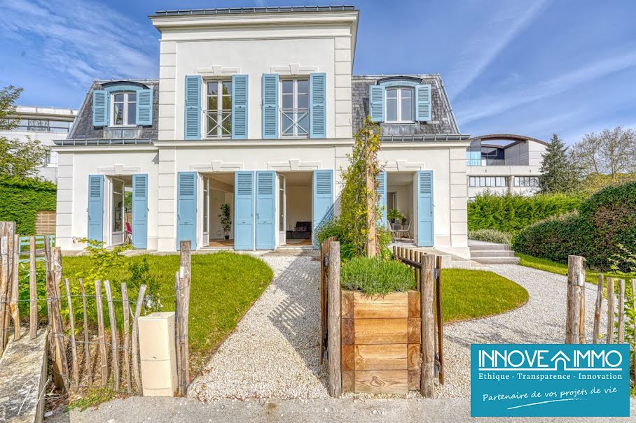 Vente maison 6 pièces 139 m² à Chaville (92370), 1 050 000 €