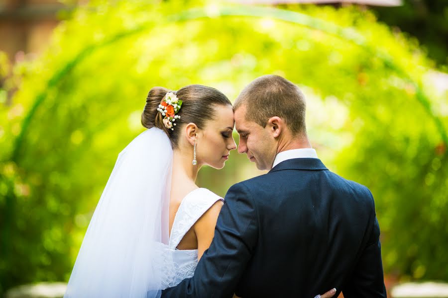 Wedding photographer Vitaliy Skigar (spilman). Photo of 27 February 2014