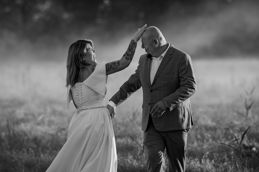 Fotógrafo de casamento Marian Vaňáč (fotomarian). Foto de 9 de novembro 2023