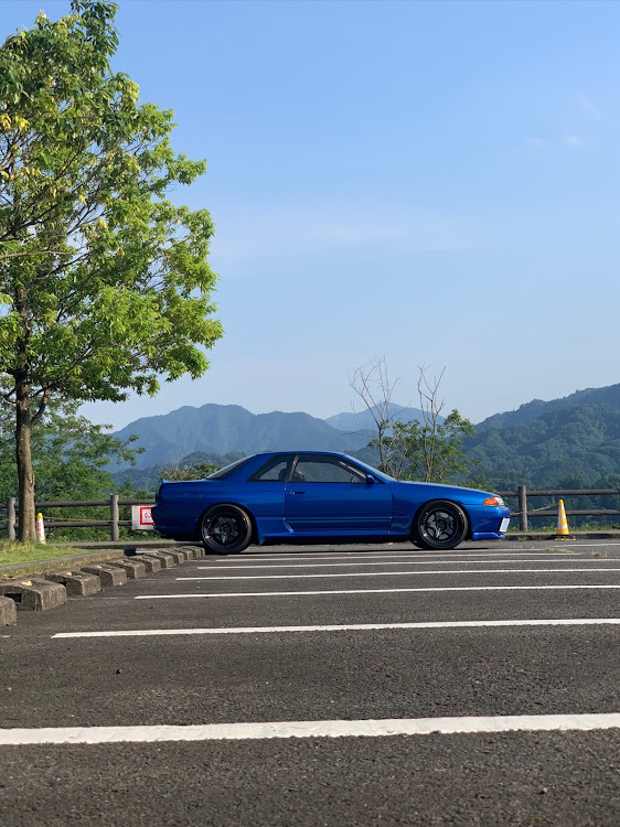 スカイライン GT-Rのブルー・WORK MEISTER S1 3P・ガレージアクティブ・深リムに関するカスタム事例の投稿画像3枚目